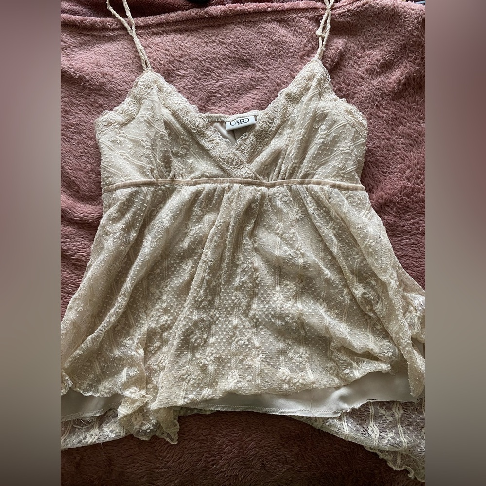 Flowy and lacey cream colored tank top